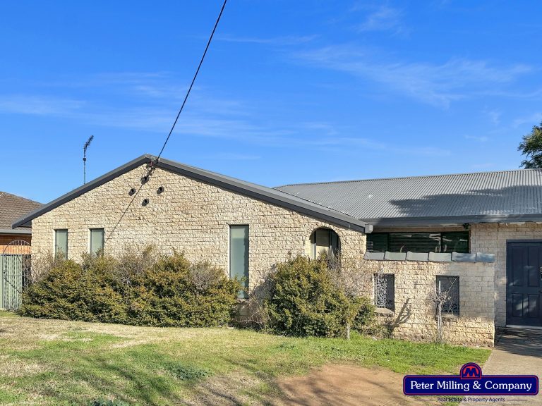 4 bedroom house at 43 Meek Street, Dubbo NSW 2830