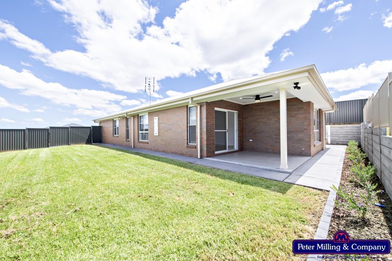 4 bedroom house at 19 Current Court, Dubbo NSW 2830 - photo 8