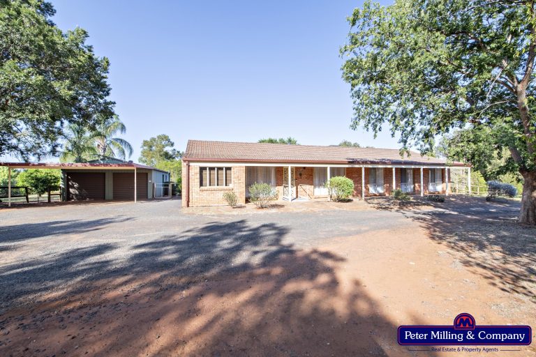 4 bedroom house at 17 Buninyong Road, Dubbo NSW 2830