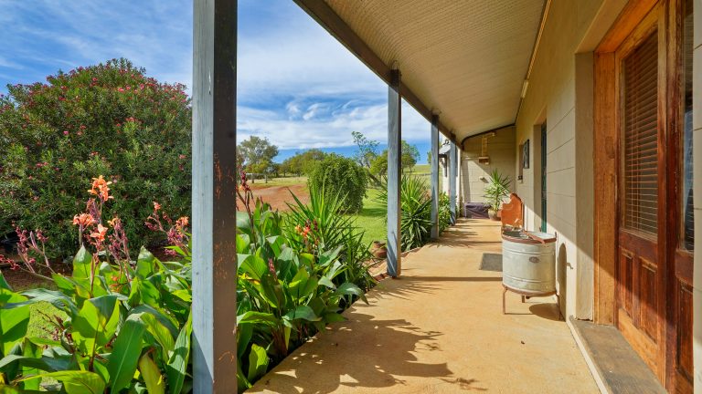 6 bedroom mixed farming property at 267 Dripstone Road, Wellington NSW 2820 - photo 13