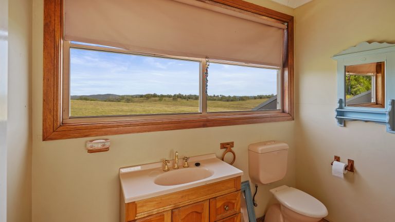 6 bedroom mixed farming property at 267 Dripstone Road, Wellington NSW 2820 - photo 21