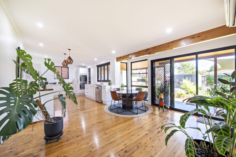 4 bedroom house at 8 Warne Street, Wellington NSW 2820 - photo 11