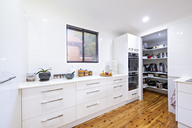 4 bedroom house at 8 Warne Street, Wellington NSW 2820 - photo 12