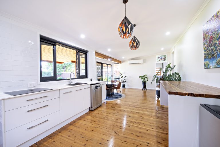 4 bedroom house at 8 Warne Street, Wellington NSW 2820 - photo 13