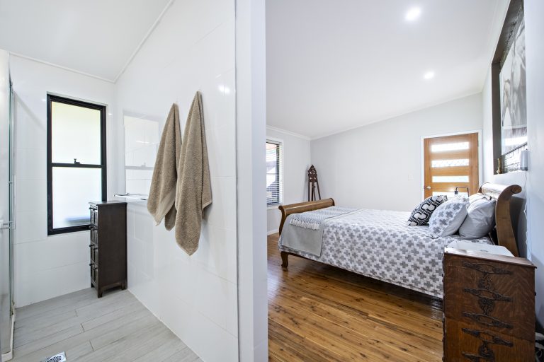4 bedroom house at 8 Warne Street, Wellington NSW 2820 - photo 16