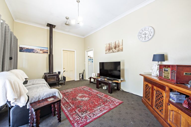 3 bedroom house at 54 Zouch Street, Wellington NSW 2820 - photo 3