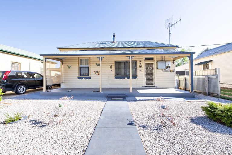 3 bedroom house at 54 Zouch Street, Wellington NSW 2820