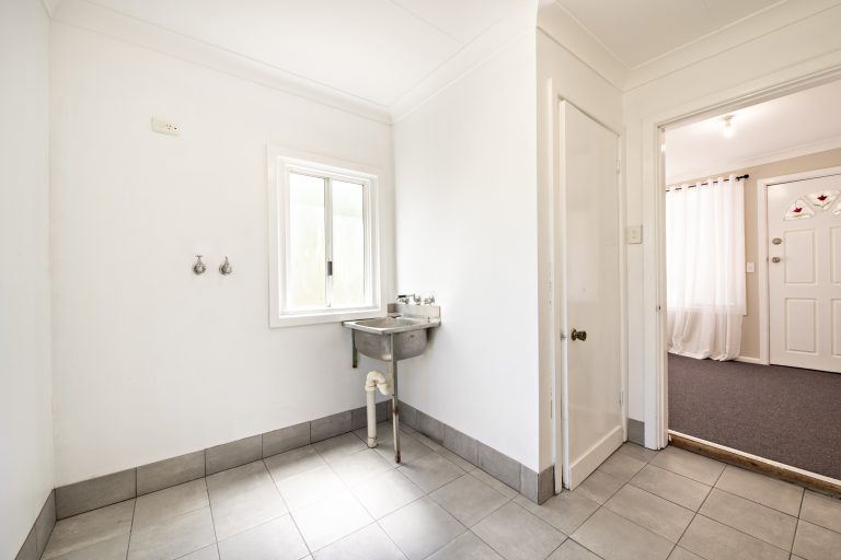 3 bedroom house at 165 Simpson Street, Wellington NSW 2820 - photo 11
