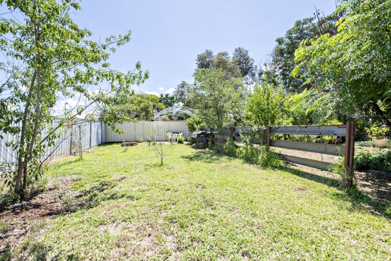 3 bedroom house at 165 Simpson Street, Wellington NSW 2820 - photo 15