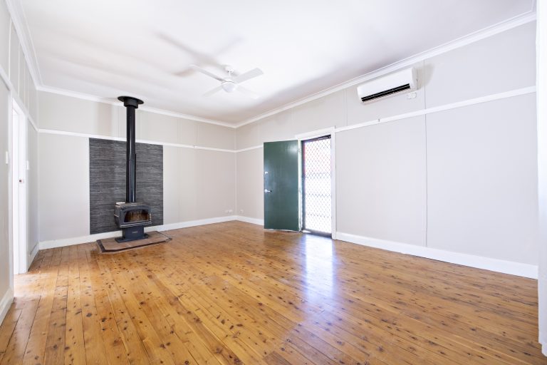 3 bedroom house at 165 Simpson Street, Wellington NSW 2820 - photo 3