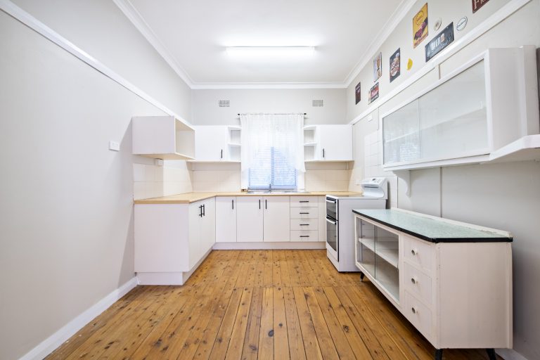 3 bedroom house at 165 Simpson Street, Wellington NSW 2820 - photo 4