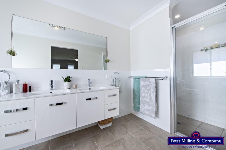4 bedroom house at 2 Waterfall Crescent, Dubbo NSW 2830 - photo 5