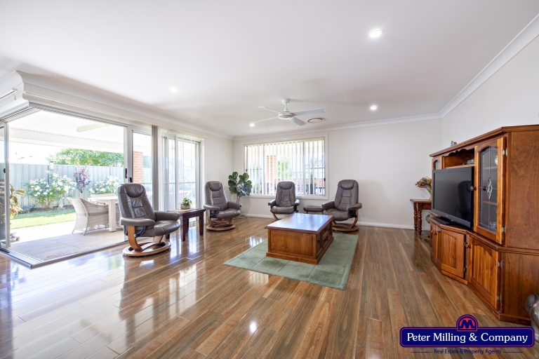 4 bedroom house at 2 Waterfall Crescent, Dubbo NSW 2830 - photo 10