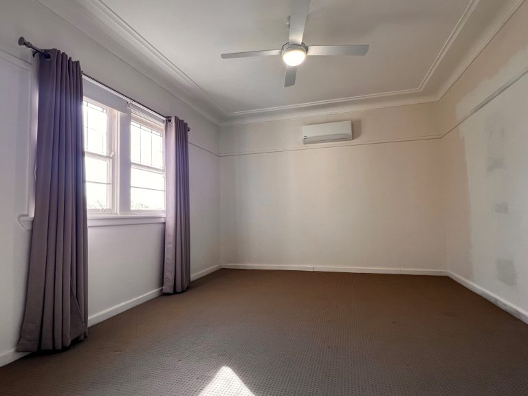 3 bedroom house at 42 Pierce Street, Wellington NSW 2820 - photo 3