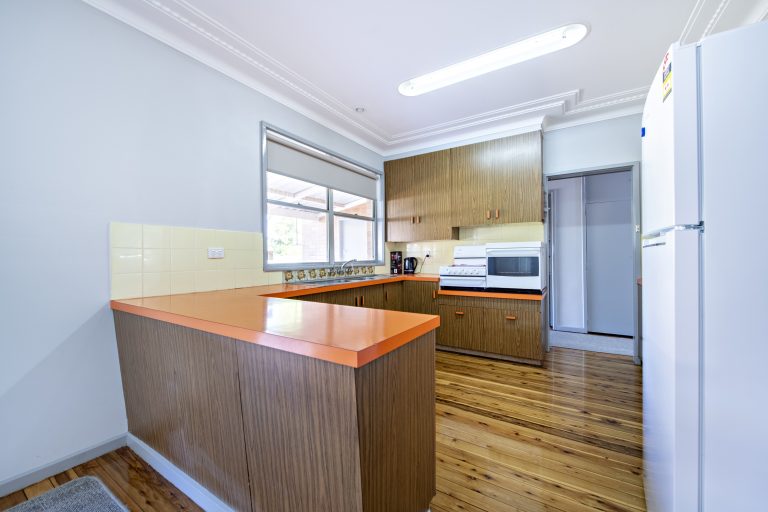 4 bedroom house at 115 Warne Street, Wellington NSW 2820 - photo 9