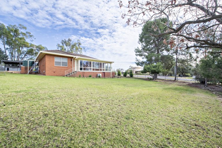 4 bedroom house at 161 Gisborne Street, Wellington NSW 2820 - photo 20