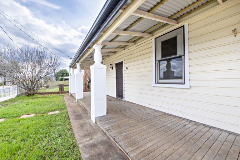 3 bedroom house at 86 Warne Street, Wellington NSW 2820 - photo 3