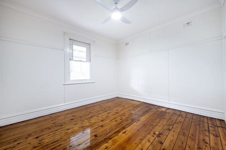 3 bedroom house at 86 Warne Street, Wellington NSW 2820 - photo 4
