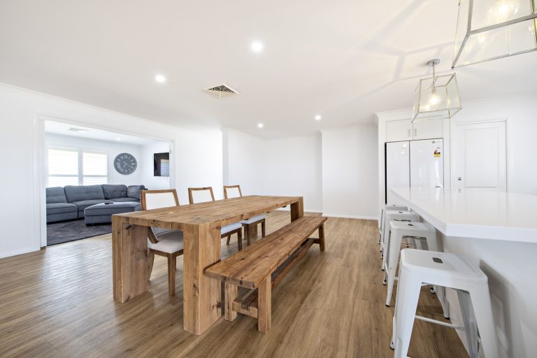 4 bedroom house at 12 Pindari Grove, Wellington NSW 2820 - photo 14