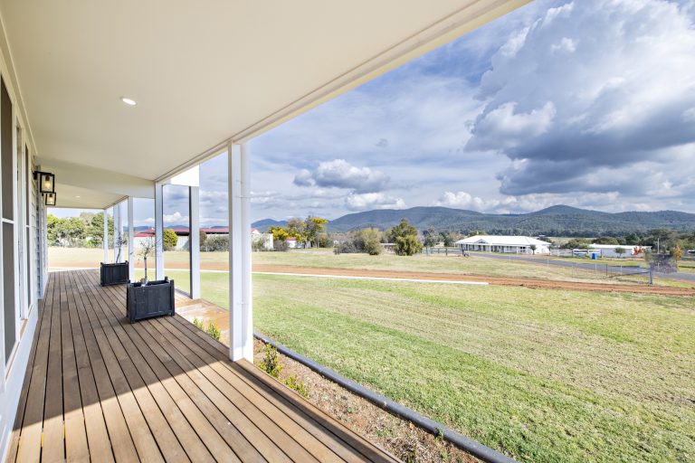 4 bedroom house at 12 Pindari Grove, Wellington NSW 2820 - photo 3