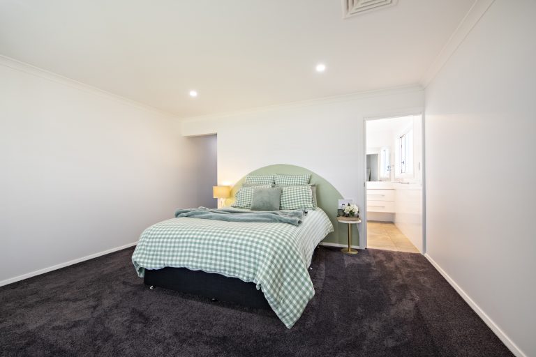 4 bedroom house at 12 Pindari Grove, Wellington NSW 2820 - photo 5