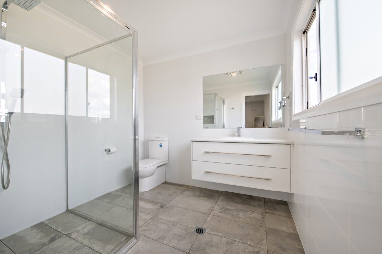 4 bedroom house at 12 Pindari Grove, Wellington NSW 2820 - photo 6