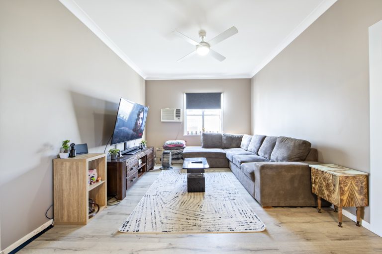3 bedroom house at 67 Maxwell Street, Wellington NSW 2820 - photo 4