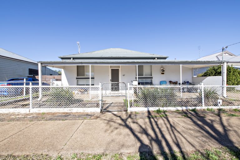 3 bedroom house at 67 Maxwell Street, Wellington NSW 2820