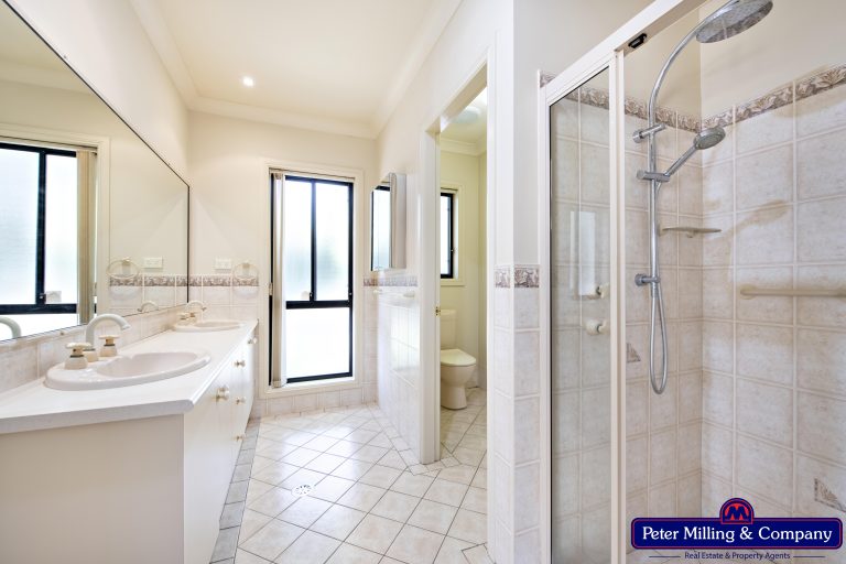 4 bedroom house at 16 Clearwater Place, Dubbo NSW 2830 - photo 6
