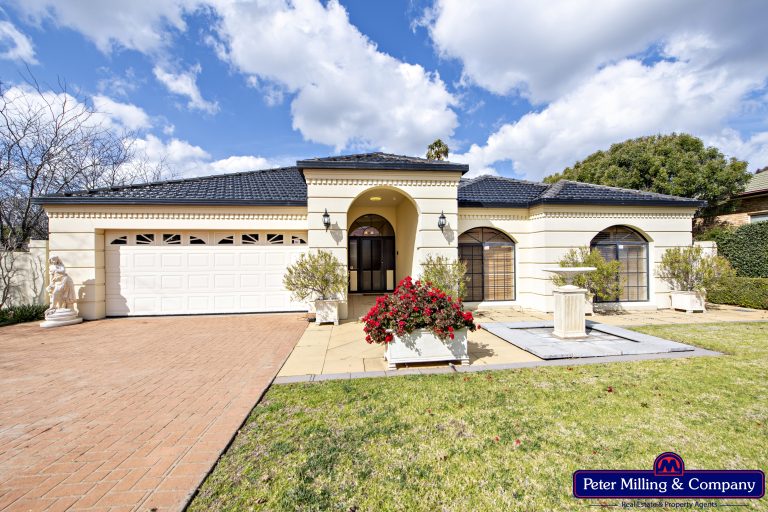 4 bedroom house at 16 Clearwater Place, Dubbo NSW 2830