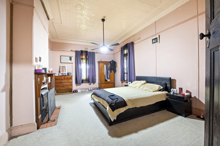 4 bedroom house at 99 Warne Street, Wellington NSW 2820 - photo 6