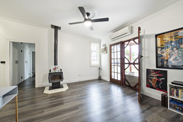 4 bedroom house at 99 Warne Street, Wellington NSW 2820 - photo 10
