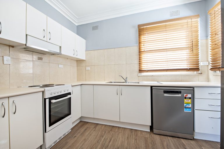 3 bedroom house at 121 Swift Street, Wellington NSW 2820 - photo 11