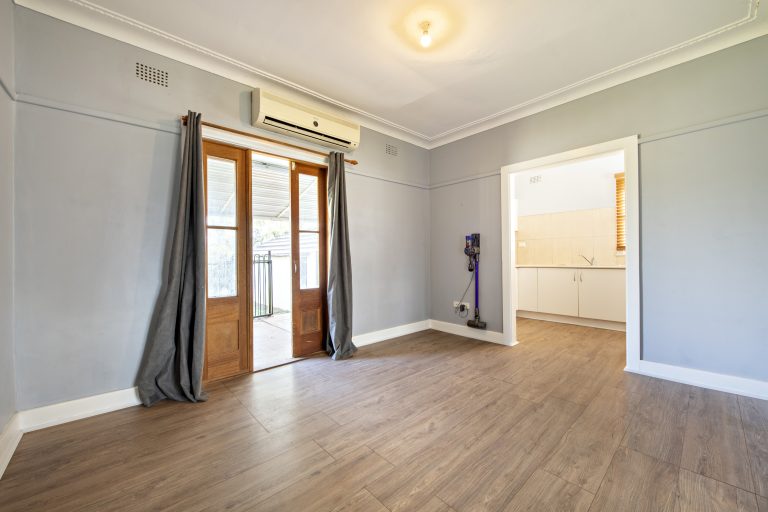3 bedroom house at 121 Swift Street, Wellington NSW 2820 - photo 10