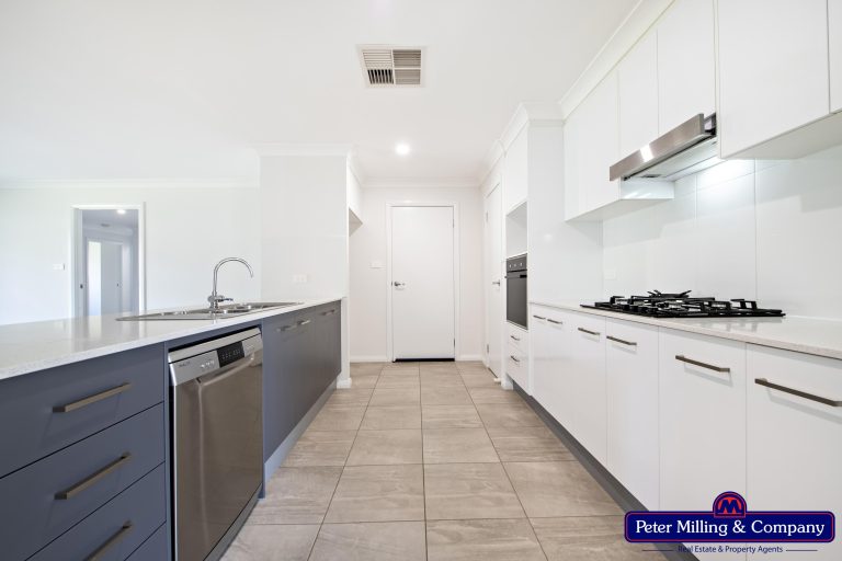 4 bedroom house at 33 Boyd Avenue, Dubbo NSW 2830 - photo 3
