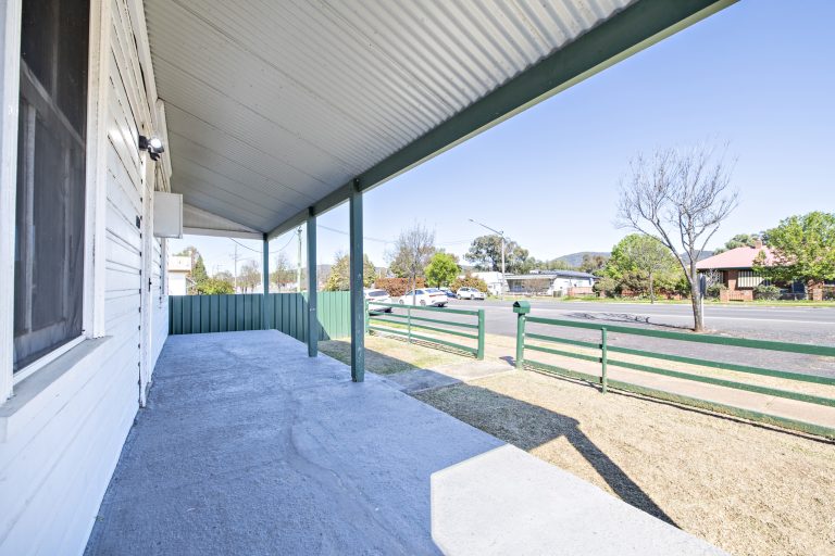 3 bedroom house at 140 Arthur Street, Wellington NSW 2820 - photo 3