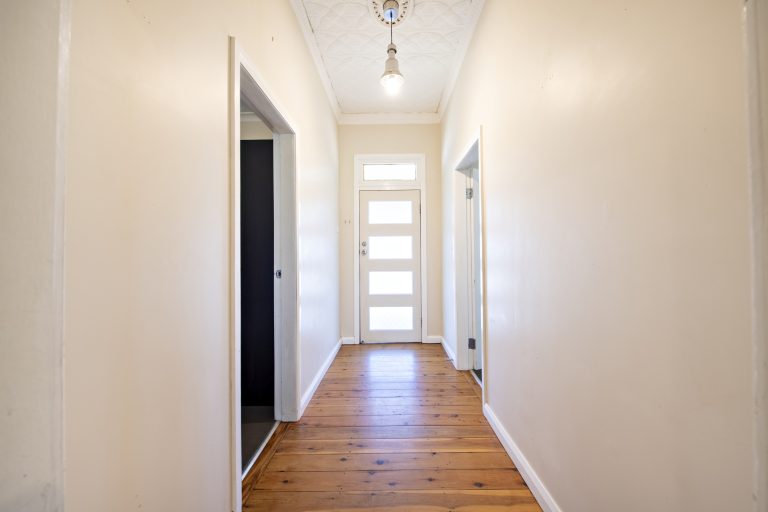 3 bedroom house at 140 Arthur Street, Wellington NSW 2820 - photo 4