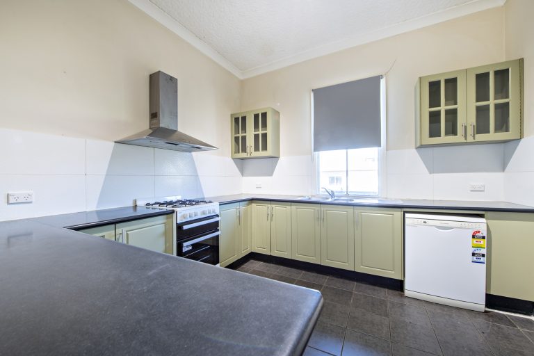 3 bedroom house at 140 Arthur Street, Wellington NSW 2820 - photo 9