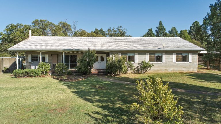 4 bedroom lifestyle property at 7L Mayfield Road, Dubbo NSW 2830 - photo 2