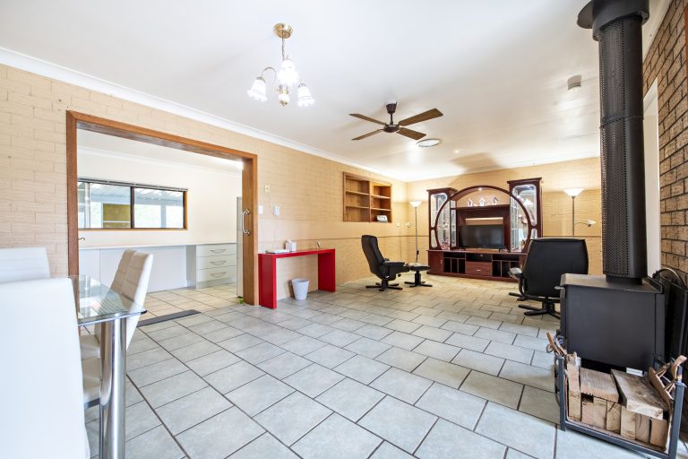 3 bedroom house at 15 Macquarie Street, Montefiores NSW 2820 - photo 9