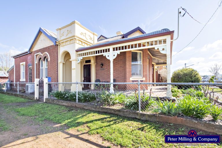 4 bedroom house at 56 Gisborne Street, Wellington NSW 2820