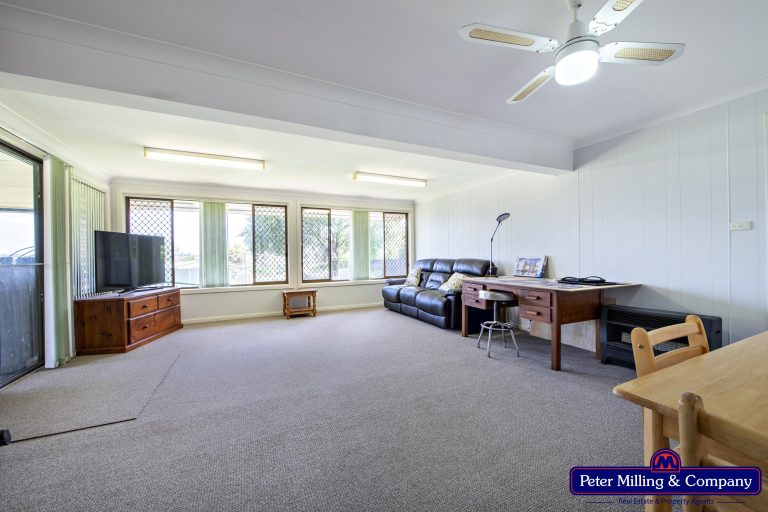 3 bedroom house at 128 Maxwell Street, Wellington NSW 2820 - photo 12