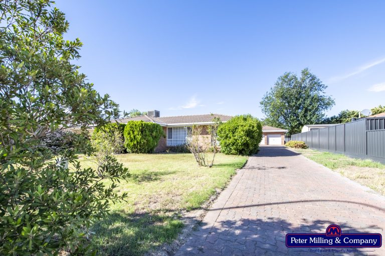4 bedroom house at 3 Tristania Street, Wellington NSW 2820 - photo 2