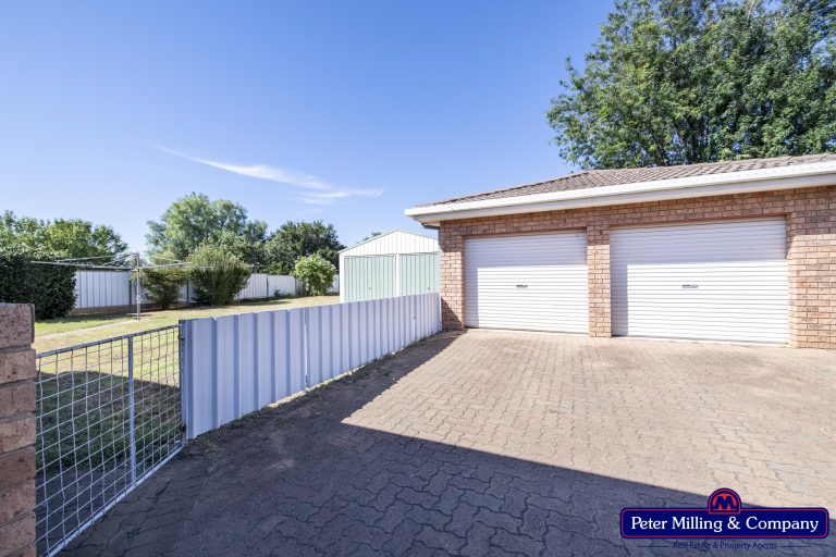 4 bedroom house at 3 Tristania Street, Wellington NSW 2820 - photo 18