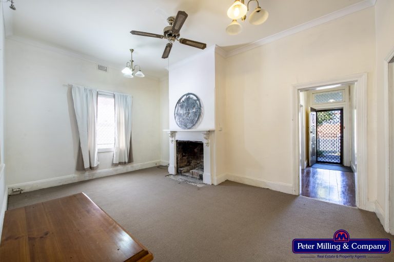 5 bedroom house at 92 Maughan Street, Wellington NSW 2820 - photo 6