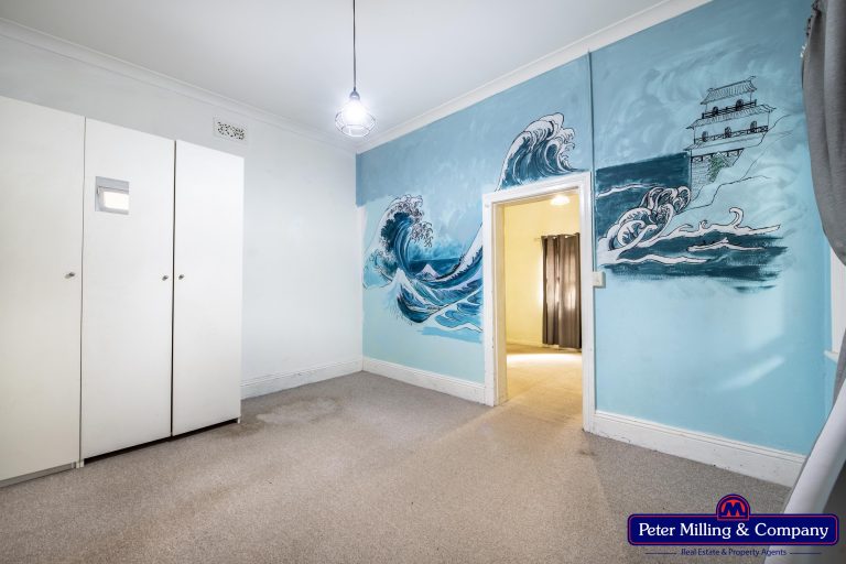 5 bedroom house at 92 Maughan Street, Wellington NSW 2820 - photo 9