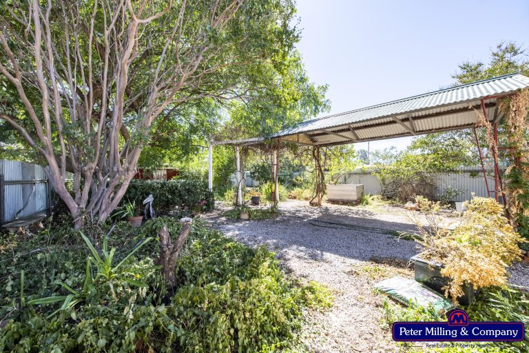 5 bedroom house at 92 Maughan Street, Wellington NSW 2820 - photo 16