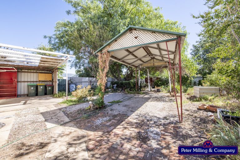 5 bedroom house at 92 Maughan Street, Wellington NSW 2820 - photo 17