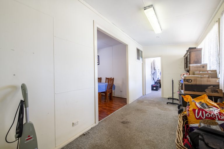 5 bedroom house at 11 Mackeral Street, Mumbil NSW 2820 - photo 15