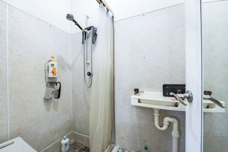 5 bedroom house at 11 Mackeral Street, Mumbil NSW 2820 - photo 5